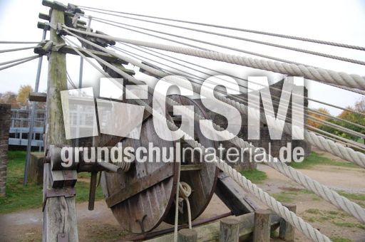 Xanten - Baukran 4.JPG